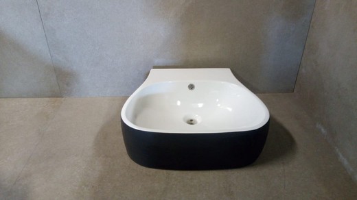 Lavabo modelado en cerámica bicolor, Pear de Agape AGACER895RBI