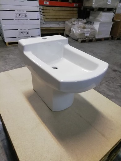 Bidé a suelo Bellevue, de Villeroy & Boch VILL5465V101