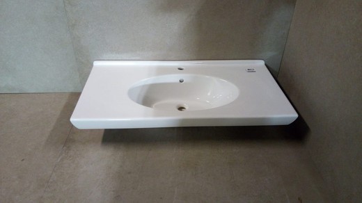 Lavabo rectangular a pared 500 Form, de Vitra VIT42990030001