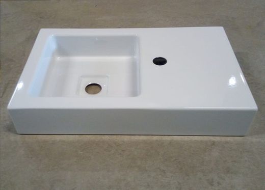 Lavabo a pared de acero esmaltado, de Alape ALAWTQS525HL