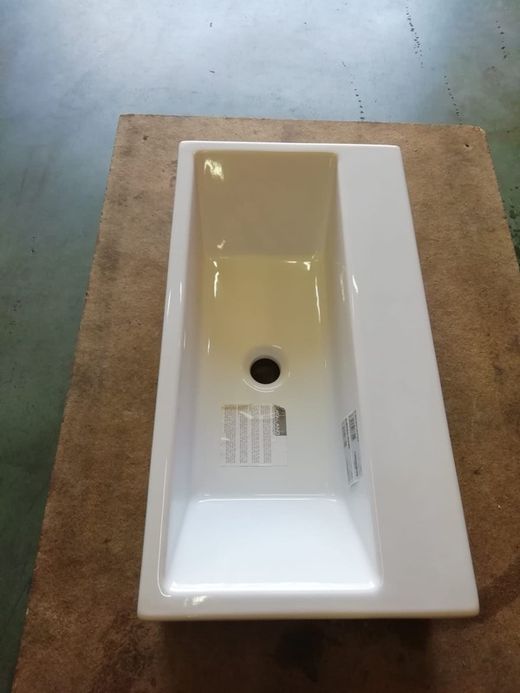 Lavabo de sobre encimera, Verso 37 de Catalano OBS194