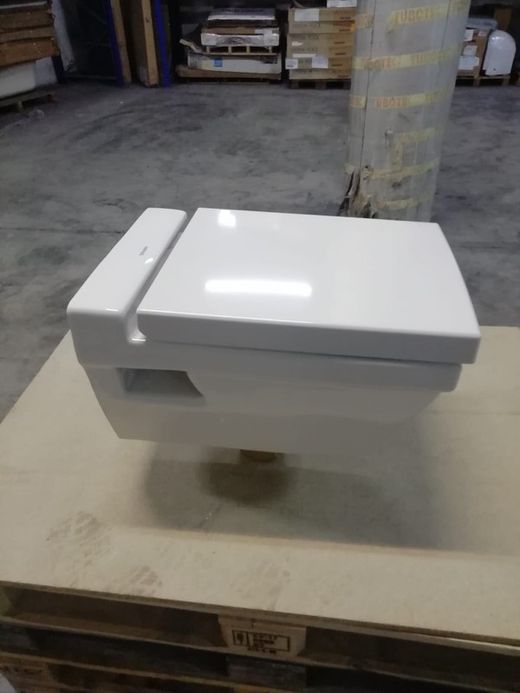 Inodoro + Asiento y tapa suspendido 2nd Floor de Duravit DUR2220090000