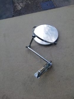 Espejo de aumento circular, orientable y extensible, de Vitra OBS541