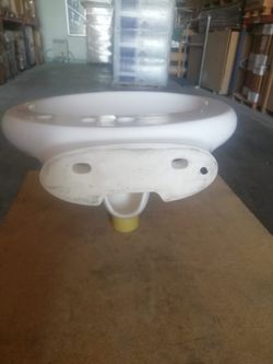 Lavabo ovale 3 trous suspendu pour robinetterie, Istanbul par Vitra