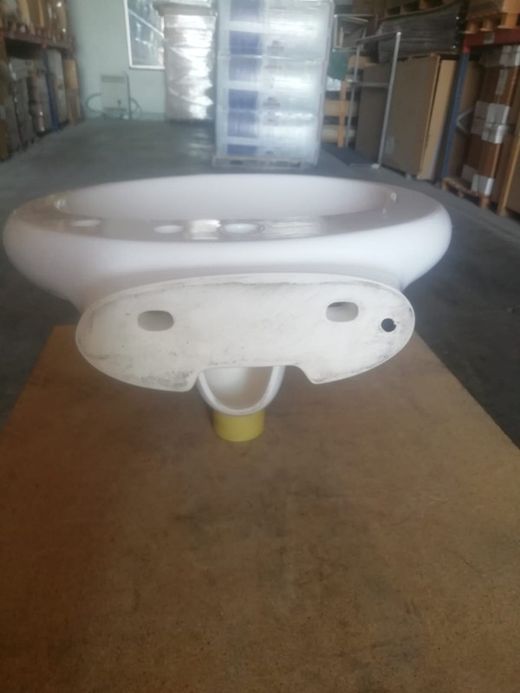 Lavabo ovale 3 trous suspendu pour robinetterie, Istanbul par Vitra