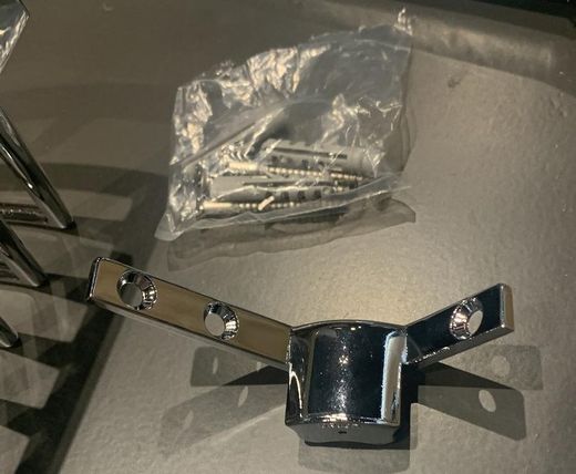 Jabonera rinconera de rejilla en cromado KEU24944010100
