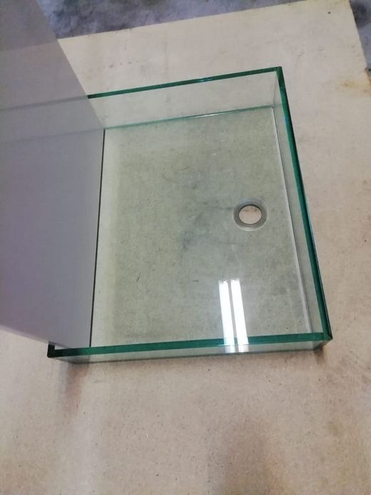 Vasque à poser en verre par Antonio Miró