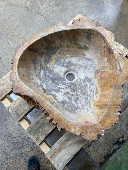 Lavabo de sobre encimera Petra de madera petrificada ART030380277
