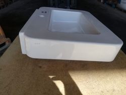 Vasque murale rectangulaire Soft Cube par Vitra