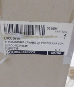 Lavabo carré en porcelaine Mapini canova lvcu50