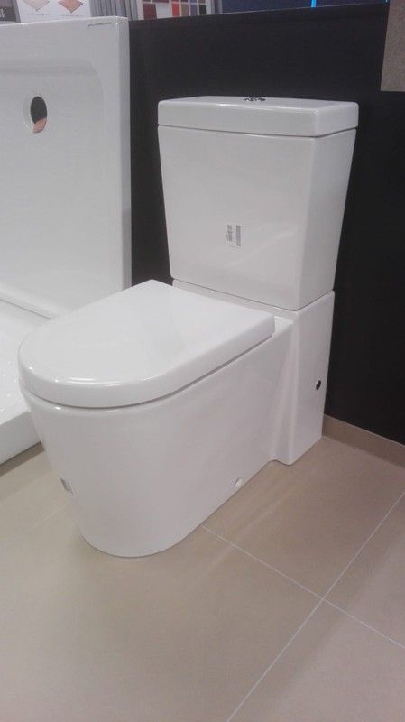Pack inodoro, tanque bajo, cisterna y asiento, Matrix de Vitra