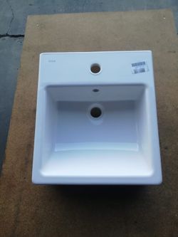Lavabo de pared cuadrado, Nuovella de Vitra VIT4139B003