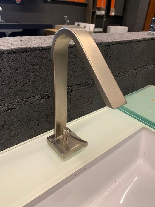 Mitigeur monocommande Crux par Paini