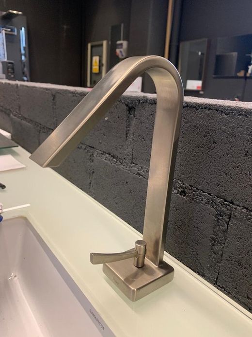 Mitigeur monocommande Crux par Paini