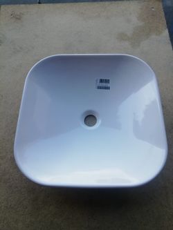 Lavabo à poser carré 46cm, Piu due par Vitra