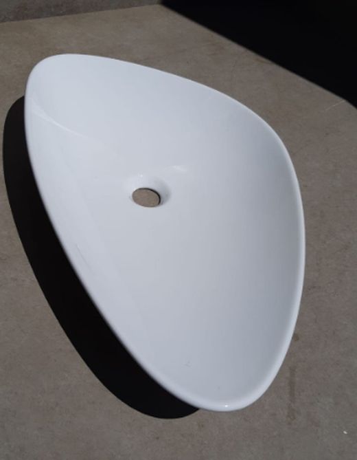 Lavabo à poser triangulaire, Piu due par Vitra