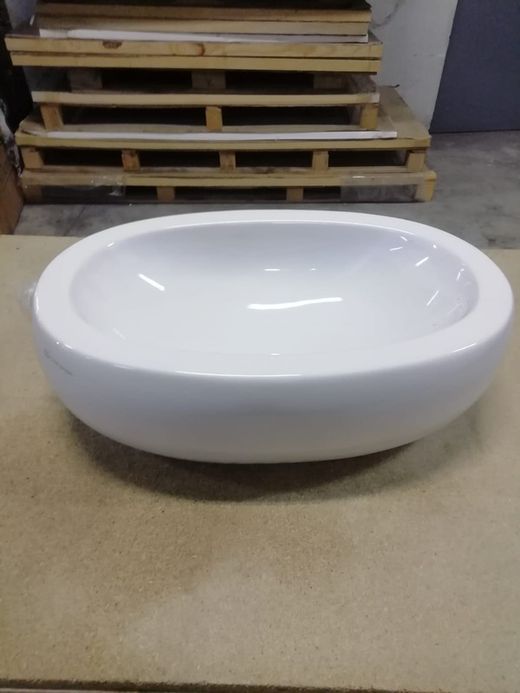 Vasque à poser Egg par Pozzi Ginori