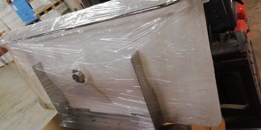 Lavabo suspendu avec porte-serviettes, Tatto & Moments, par Rapsel