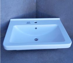 Lavabo suspendu 65cm, S50 par Vitra