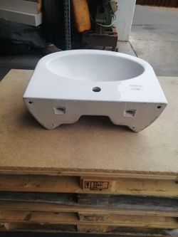 Lavabo suspendu 55cm, Ser Form500 par Vitra