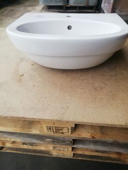 Lavabo suspendu 55cm, Ser Form500 par Vitra