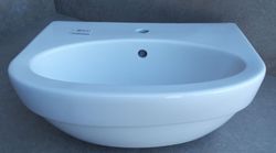 Lavabo suspendu 55cm, Ser Form500 par Vitra