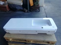 Lavabo suspendu 130cm, Sofcube par Vitra