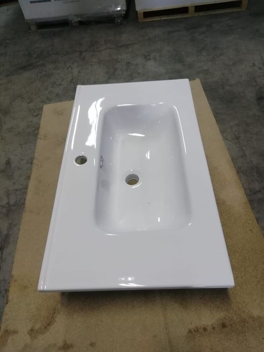 Vasque à poser 81x47x18 par Unibaño