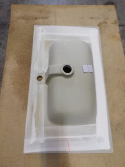 Vasque à poser 81x47x18 par Unibaño