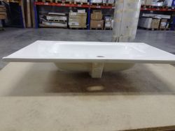 Vasque à poser 81x47x18 par Unibaño