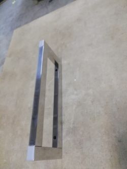 Lavabo suspendu Memento 60x42cm avec porte-serviettes par Villeroy & Boch