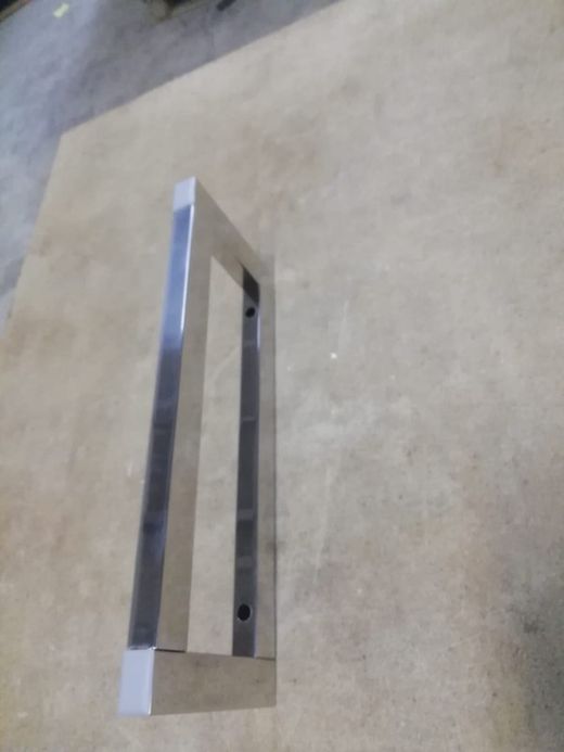 Lavabo suspendu Memento 60x42cm avec porte-serviettes par Villeroy & Boch