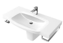 Lavabo Sentique 80x52cm suspendu avec porte-serviettes par Villeroy & Boch