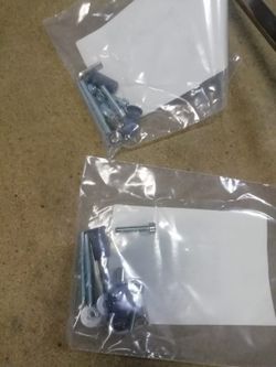 Lavabo Sentique 80x52cm suspendu avec porte-serviettes par Villeroy & Boch