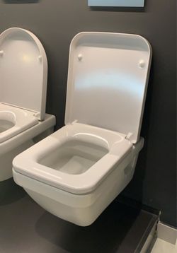 Inodoro cuadrado con directFlush, Targa de Villeroy OBS470