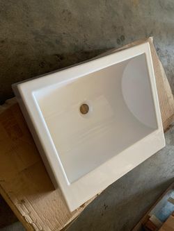 Vasque à poser carrée, Virginia, sans trou pour robinet.