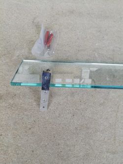 Étagère de salle de bain avec verre transparent, Vitra