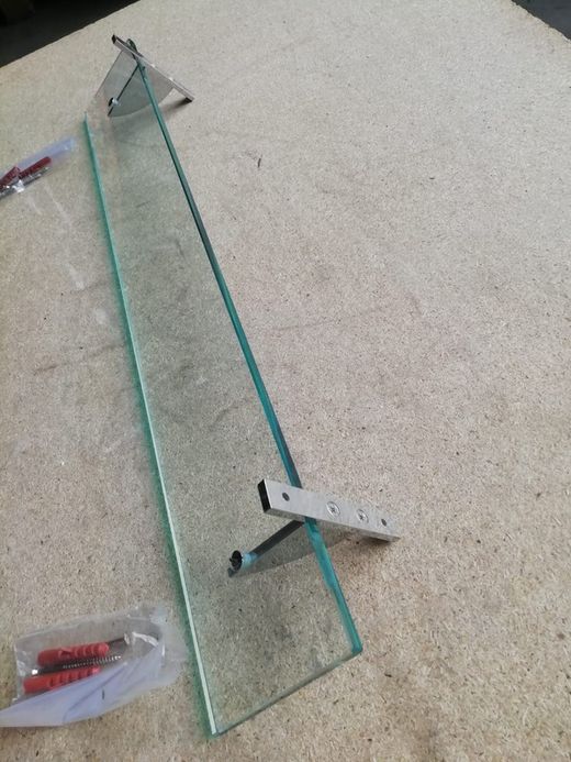 Étagère de salle de bain avec verre transparent, Vitra